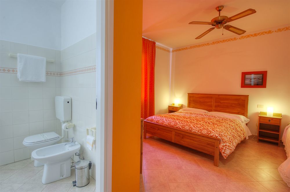 Albergo Al Castello Гави Экстерьер фото